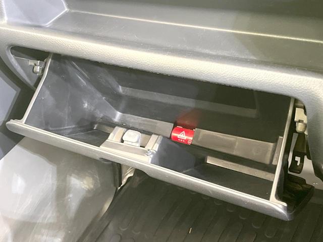 キャリイトラック KX 4WD MT車 衝突被害軽減システム 禁煙車 オートライト CDオーディオ パワーウィンドウ ヘッドライトレベライザー フォグライト 横滑り防止装置 車線逸脱警報(42枚目)