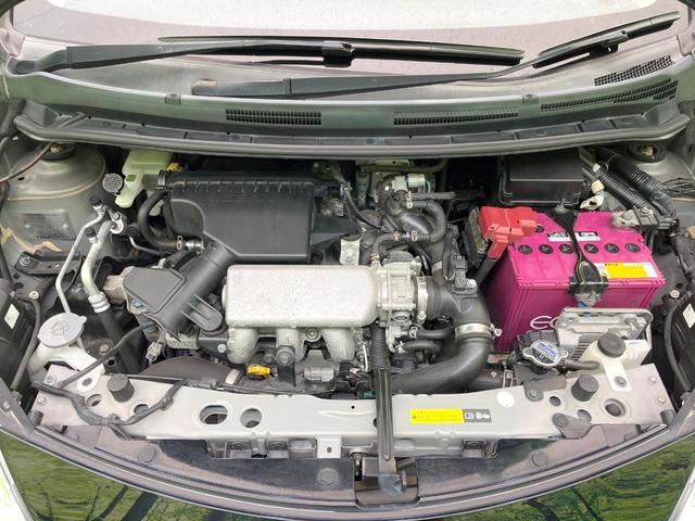 ノート Ｘ　ＤＩＧ－Ｓ　純正ＳＤナビ　禁煙車　バックカメラ　ＥＴＣ　インテリジェントキー　オートエアコン　ワンセグＴＶ　ＣＤ再生　ヘッドライトレベライザー　アイドリングストップ　電動格納ミラー　パワーウィンドウ　ドアバイザー（17枚目）