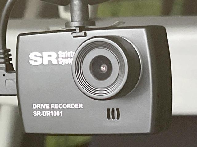 ワゴンRスティングレー X SDナビ バックカメラ 禁煙車 ドラレコ HIDヘッド スマートキー オートライト オートエアコン ドアバイザー フルセグ CD/DVD再生 フォグランプ 電動格納ミラー 盗難防止システム(5枚目)