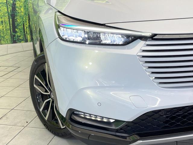 ヴェゼル ｅ：ＨＥＶ　Ｚ　純正８型ナビ　禁煙車　ホンダセンシング　アダプティブクルーズコントロール　バックカメラ　ドライブレコーダー　ＥＴＣ　Ｂｌｕｅｔｏｏｔｈ　シートヒーター　ステアリングヒーター　スマートキー　純正アルミ（12枚目）