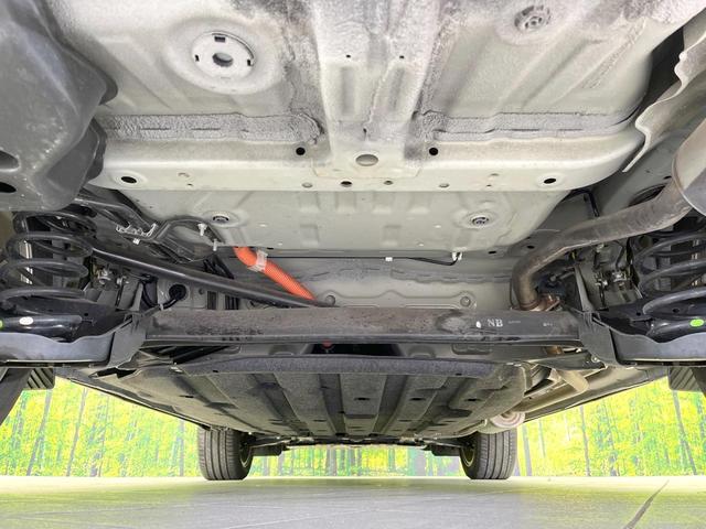 ヴェゼル ｅ：ＨＥＶ　Ｚ　純正８型ナビ　禁煙車　ホンダセンシング　アダプティブクルーズコントロール　バックカメラ　ドライブレコーダー　ＥＴＣ　Ｂｌｕｅｔｏｏｔｈ　シートヒーター　ステアリングヒーター　スマートキー　純正アルミ（19枚目）