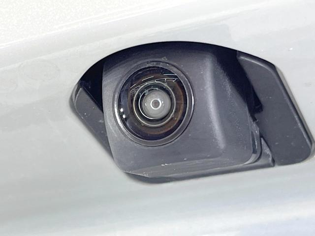 ヴェゼル ｅ：ＨＥＶ　Ｚ　純正８型ナビ　禁煙車　ホンダセンシング　アダプティブクルーズコントロール　バックカメラ　ドライブレコーダー　ＥＴＣ　Ｂｌｕｅｔｏｏｔｈ　シートヒーター　ステアリングヒーター　スマートキー　純正アルミ（31枚目）