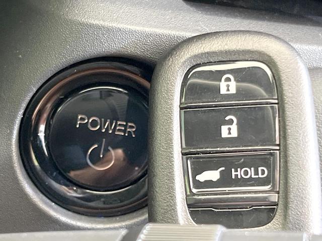 ヴェゼル ｅ：ＨＥＶ　Ｚ　純正８型ナビ　禁煙車　ホンダセンシング　アダプティブクルーズコントロール　バックカメラ　ドライブレコーダー　ＥＴＣ　Ｂｌｕｅｔｏｏｔｈ　シートヒーター　ステアリングヒーター　スマートキー　純正アルミ（45枚目）