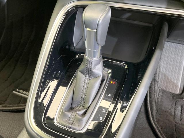 ヴェゼル ｅ：ＨＥＶ　Ｚ　純正８型ナビ　禁煙車　ホンダセンシング　アダプティブクルーズコントロール　バックカメラ　ドライブレコーダー　ＥＴＣ　Ｂｌｕｅｔｏｏｔｈ　シートヒーター　ステアリングヒーター　スマートキー　純正アルミ（57枚目）
