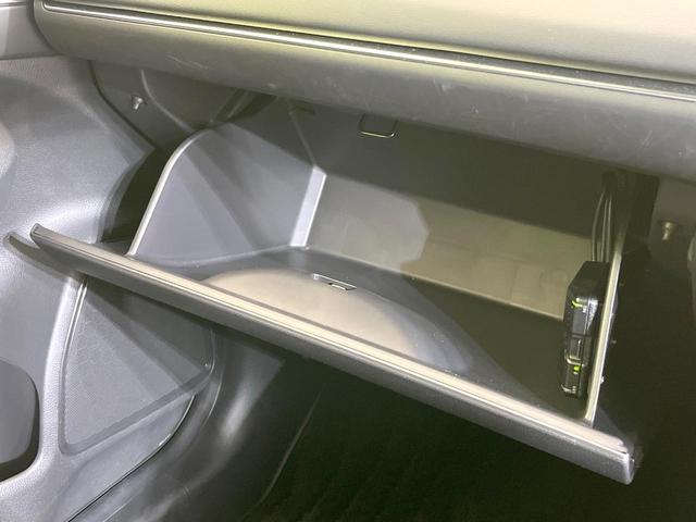 ヴェゼル ｅ：ＨＥＶ　Ｚ　純正８型ナビ　禁煙車　ホンダセンシング　アダプティブクルーズコントロール　バックカメラ　ドライブレコーダー　ＥＴＣ　Ｂｌｕｅｔｏｏｔｈ　シートヒーター　ステアリングヒーター　スマートキー　純正アルミ（60枚目）