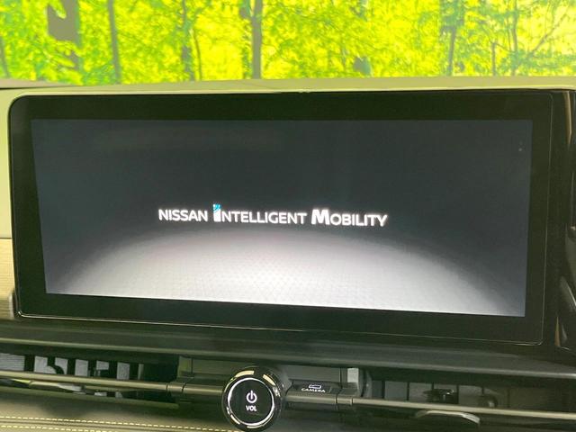 セレナ ｅ－パワー　ハイウェイスターＶ　１２．３型純正ナビ　両側電動ドア　全周囲カメラ　プロパイロット　禁煙車　デジタルインナーミラー　ブラインドスポットモニター　ＥＴＣ　ドラレコ　ＬＥＤヘッドライト　スマートキー　フルセグＴＶ（3枚目）