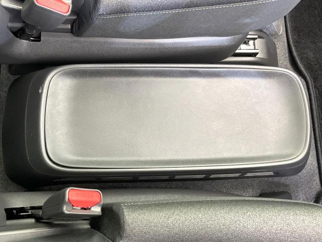 セレナ ｅ－パワー　ハイウェイスターＶ　１２．３型純正ナビ　両側電動ドア　全周囲カメラ　プロパイロット　禁煙車　デジタルインナーミラー　ブラインドスポットモニター　ＥＴＣ　ドラレコ　ＬＥＤヘッドライト　スマートキー　フルセグＴＶ（56枚目）