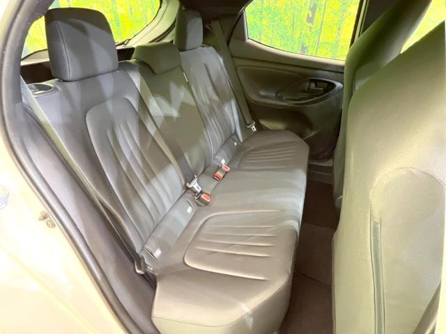 ヤリス X 禁煙車 バックカメラ 衝突被害軽減システム コーナーセンサー スマートキー ETC オートハイビーム 車線逸脱警報 オートライト Bluetooth(9枚目)