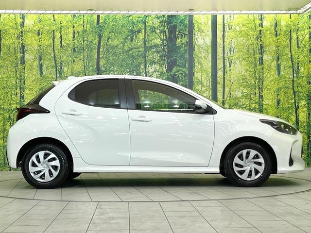 ヤリス X 禁煙車 バックカメラ 衝突被害軽減システム コーナーセンサー スマートキー ETC オートハイビーム 車線逸脱警報 オートライト Bluetooth(30枚目)