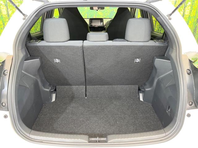 ヤリス X 禁煙車 バックカメラ 衝突被害軽減システム コーナーセンサー スマートキー ETC オートハイビーム 車線逸脱警報 オートライト Bluetooth(33枚目)