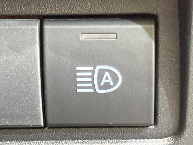 ヤリス X 禁煙車 バックカメラ 衝突被害軽減システム コーナーセンサー スマートキー ETC オートハイビーム 車線逸脱警報 オートライト Bluetooth(48枚目)