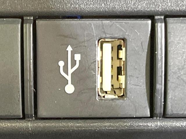 ヤリス X 禁煙車 バックカメラ 衝突被害軽減システム コーナーセンサー スマートキー ETC オートハイビーム 車線逸脱警報 オートライト Bluetooth(54枚目)