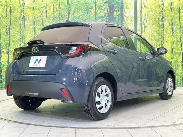 ヤリス Ｘ　禁煙車　純正８型ディスプレイオーディオ　トヨタセーフティセンス　バックカメラ　ＥＴＣ　パーキングサポートブレーキ　横滑り防止装置　Ｂｌｕｅｔｏｏｔｈ　パワーステアリング　パワーウィンドウ（16枚目）