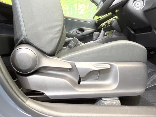 ヤリス Ｘ　禁煙車　純正８型ディスプレイオーディオ　トヨタセーフティセンス　バックカメラ　ＥＴＣ　パーキングサポートブレーキ　横滑り防止装置　Ｂｌｕｅｔｏｏｔｈ　パワーステアリング　パワーウィンドウ（48枚目）