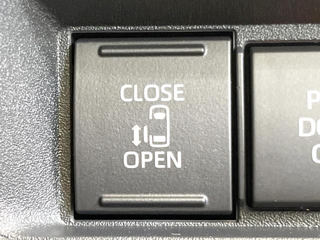 シエンタ ハイブリッドX 登録済未使用車 セーフティセンス レーダークルーズ 電動スライドドア スマートキー 7人乗り オートハイビーム LEDヘッド オートエアコン クリアランスソナー アイドリングストップ(5枚目)