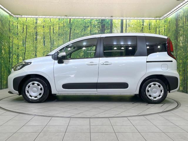 シエンタ ハイブリッドX 登録済未使用車 セーフティセンス レーダークルーズ 電動スライドドア スマートキー 7人乗り オートハイビーム LEDヘッド オートエアコン クリアランスソナー アイドリングストップ(25枚目)