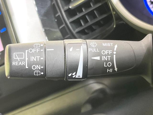 N-BOXカスタム G SSパッケージ 純正SDナビ 両側電動ドア シティブレーキアクティブシステム 禁煙車 バックカメラ ETC HIDヘッド スマートキー オートエアコン オートライト Bluetooth フルセグTV CD/DVD再生(25枚目)