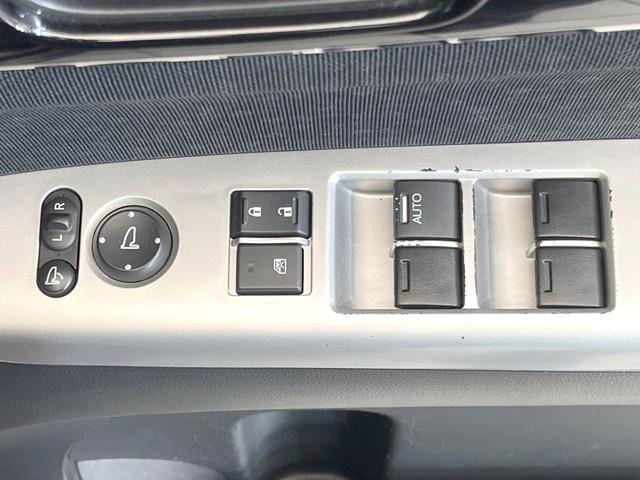 N-BOXカスタム G SSパッケージ 純正SDナビ 両側電動ドア シティブレーキアクティブシステム 禁煙車 バックカメラ ETC HIDヘッド スマートキー オートエアコン オートライト Bluetooth フルセグTV CD/DVD再生(39枚目)