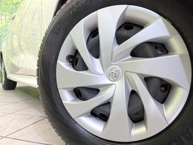 ヤリス ハイブリッドＸ　８型ディスプレイオーディオ　トヨタセーフティセンス　禁煙車　バックカメラ　レーダークルーズ　ＥＴＣ　スマートキー　オートマチックハイビーム　オートライト　車線逸脱警報　Ｂｌｕｅｔｏｏｔｈ（13枚目）