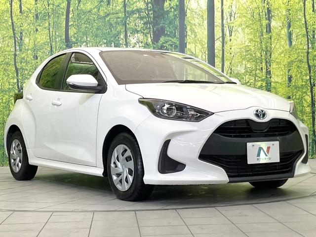 ヤリス ハイブリッドＸ　８型ディスプレイオーディオ　トヨタセーフティセンス　禁煙車　バックカメラ　レーダークルーズ　ＥＴＣ　スマートキー　オートマチックハイビーム　オートライト　車線逸脱警報　Ｂｌｕｅｔｏｏｔｈ（16枚目）