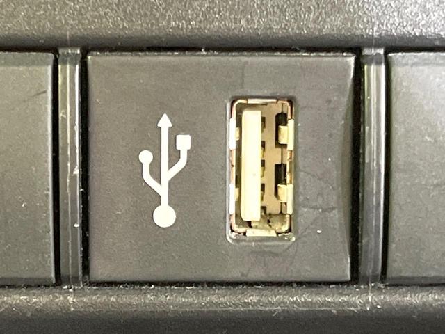 ヤリス ハイブリッドＸ　８型ディスプレイオーディオ　トヨタセーフティセンス　禁煙車　バックカメラ　レーダークルーズ　ＥＴＣ　スマートキー　オートマチックハイビーム　オートライト　車線逸脱警報　Ｂｌｕｅｔｏｏｔｈ（37枚目）