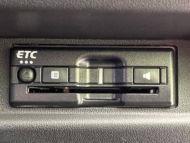 【ＥＴＣ】高速道路の料金所をストレスなく通過！話題のスポットやサービスエリアに多い「スマートＩＣ」利用時は必須のアイテムです。当店でセットアップを実施、ご納車当日からすぐにご利用いただけます！