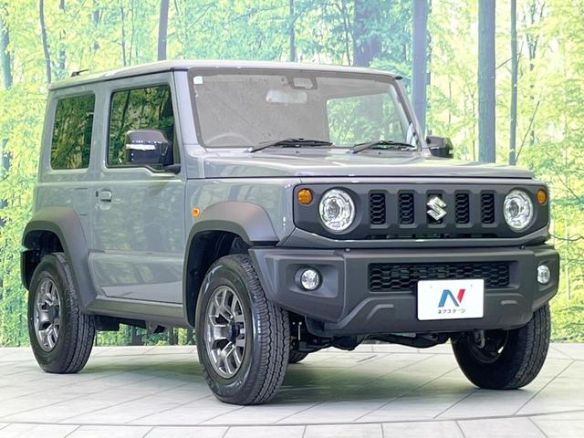 高透明度のガラス皮膜で撥水はもちろん、上質なツヤ・光沢を実現。紫外線や酸性雨から大切な愛車を保護し、色あせ・劣化を防止。「弾スプラッシュコート」、「弾プリミッサコート」からお選びいただけます。