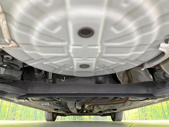 ノート ｅ－パワー　Ｘ　ＳＤナビ　衝突被害軽減システム　禁煙車　コーナーセンサー　スマートキー　ＥＴＣ　純正１５インチアルミ　オートハイビーム　車線逸脱警報　オートライト　オートエアコン　Ｂｌｕｅｔｏｏｔｈ（19枚目）