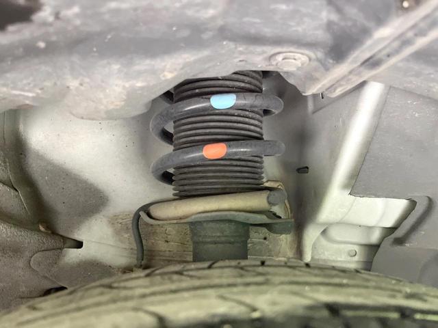 ノート ｅ－パワー　Ｘ　ＳＤナビ　衝突被害軽減システム　禁煙車　コーナーセンサー　スマートキー　ＥＴＣ　純正１５インチアルミ　オートハイビーム　車線逸脱警報　オートライト　オートエアコン　Ｂｌｕｅｔｏｏｔｈ（20枚目）