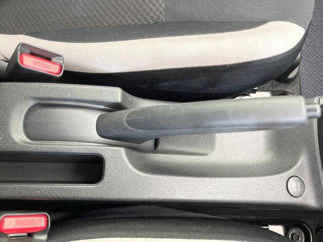 ノート ｅ－パワー　Ｘ　ＳＤナビ　衝突被害軽減システム　禁煙車　コーナーセンサー　スマートキー　ＥＴＣ　純正１５インチアルミ　オートハイビーム　車線逸脱警報　オートライト　オートエアコン　Ｂｌｕｅｔｏｏｔｈ（41枚目）