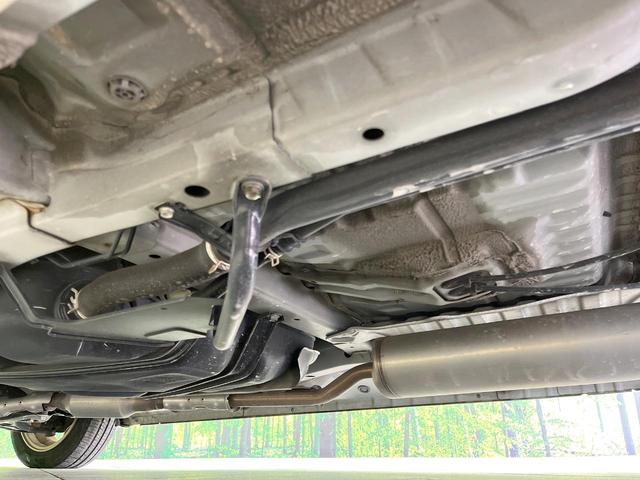 Ｎ－ＢＯＸカスタム Ｇ・Ａパッケージ　純正ＳＤナビ　禁煙車　衝突軽減システム　電動スライド　ＥＴＣ　ＨＩＤヘッド　スマートキー　Ｂｌｕｅｔｏｏｔｈ　　オートライト　オートエアコン　プライバシーガラス　パワーウィンドウ　盗難防止システム（22枚目）