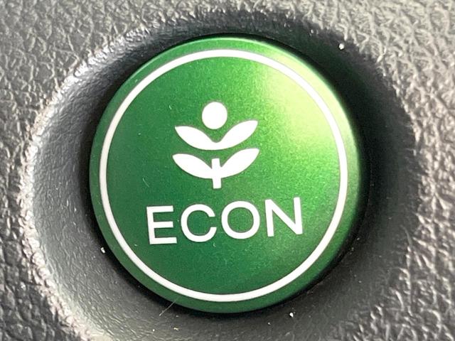 Ｎ－ＢＯＸカスタム Ｇ・Ａパッケージ　純正ＳＤナビ　禁煙車　衝突軽減システム　電動スライド　ＥＴＣ　ＨＩＤヘッド　スマートキー　Ｂｌｕｅｔｏｏｔｈ　　オートライト　オートエアコン　プライバシーガラス　パワーウィンドウ　盗難防止システム（31枚目）