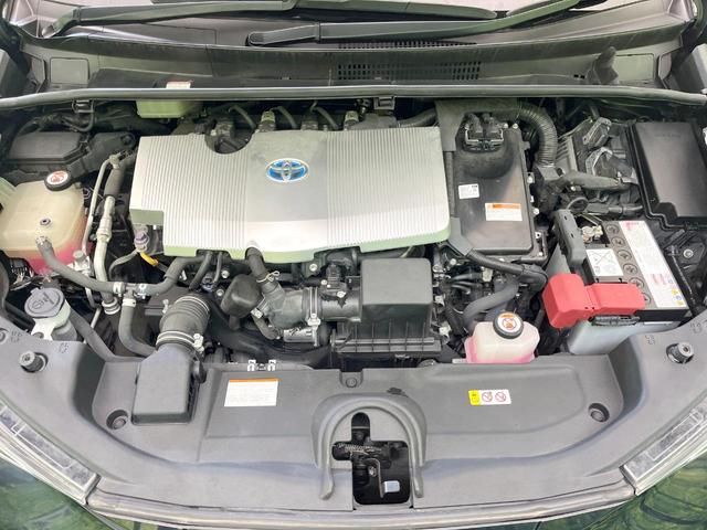 プリウス Ｓツーリングセレクション　モデリスタエアロ　純正９型ナビ　バックカメラ　前席シートヒーター　禁煙車　レザーシート　ドラレコ　ＥＴＣ　フルセグ　ＣＤ／ＤＶＤ再生　Ｂｌｕｅｔｏｏｔｈ　スマートキー　ＬＥＤヘッド　オートエアコン（18枚目）