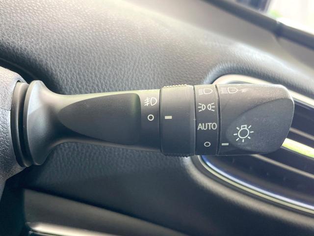 プリウス Ｓツーリングセレクション　モデリスタエアロ　純正９型ナビ　バックカメラ　前席シートヒーター　禁煙車　レザーシート　ドラレコ　ＥＴＣ　フルセグ　ＣＤ／ＤＶＤ再生　Ｂｌｕｅｔｏｏｔｈ　スマートキー　ＬＥＤヘッド　オートエアコン（39枚目）