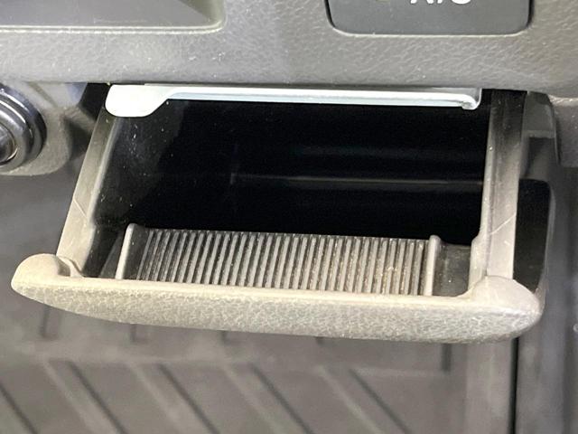 アクティトラック ＳＤＸ　４ＷＤ　ＭＴ車　禁煙車　オーディオ　ＣＤ再生　キーレス　パワーウィンドウ　エアコン　ＬＥＤヘッド　ドアバイザー　ＵＳＢ　盗難防止システム（44枚目）