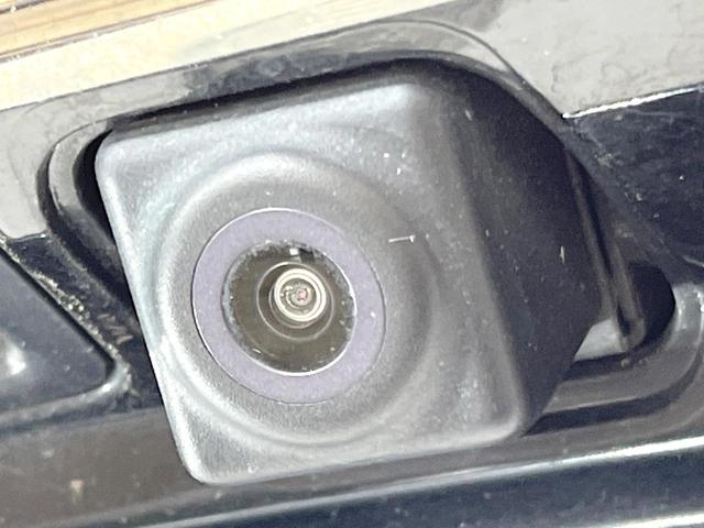 アルファード ２４０Ｓ　タイプゴールドＩＩ　アルパイン８型ナビ　両側電動ドア　禁煙車　電動リアゲート　クルコン　バックカメラ　コーナーセンサー　２列目オットマン付シート　ＡＣ１００Ｖ電源　オートライト　オートエアコン　ハーフレザーシート（32枚目）