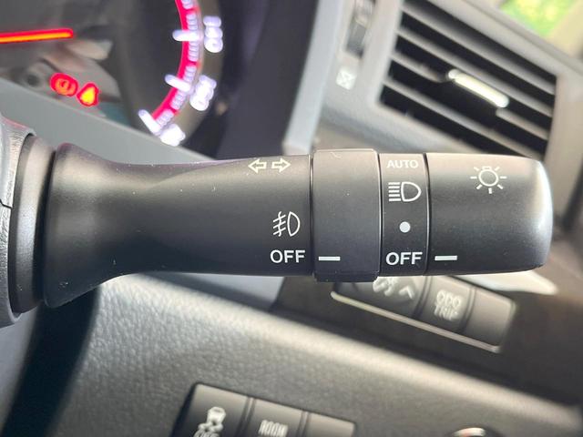 アルファード ２４０Ｓ　タイプゴールドＩＩ　アルパイン８型ナビ　両側電動ドア　禁煙車　電動リアゲート　クルコン　バックカメラ　コーナーセンサー　２列目オットマン付シート　ＡＣ１００Ｖ電源　オートライト　オートエアコン　ハーフレザーシート（38枚目）