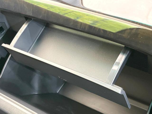 アルファード ２４０Ｓ　タイプゴールドＩＩ　アルパイン８型ナビ　両側電動ドア　禁煙車　電動リアゲート　クルコン　バックカメラ　コーナーセンサー　２列目オットマン付シート　ＡＣ１００Ｖ電源　オートライト　オートエアコン　ハーフレザーシート（53枚目）