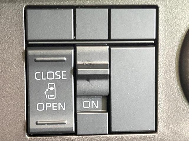 ルーミー Ｘ　ＳＤナビ　電動スライド　禁煙車　バックカメラ　衝突被害軽減システム　ドラレコ　ＥＴＣ　スマートキー　オートハイビーム　車線逸脱警報　Ｂｌｕｅｔｏｏｔｈ　ＣＤ　ＤＶＤ再生　フルセグ（4枚目）