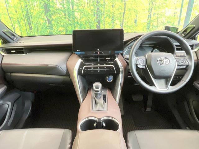 ハリアーハイブリッド Ｚ　ＪＢＬサウンド　１２型ディスプレイオーディオ　全周囲カメラ　禁煙車　デジタルインナーミラー　ブラインドスポットモニター　セーフティセンス　レーダークルーズ　パワーシート　電動リアゲート（2枚目）