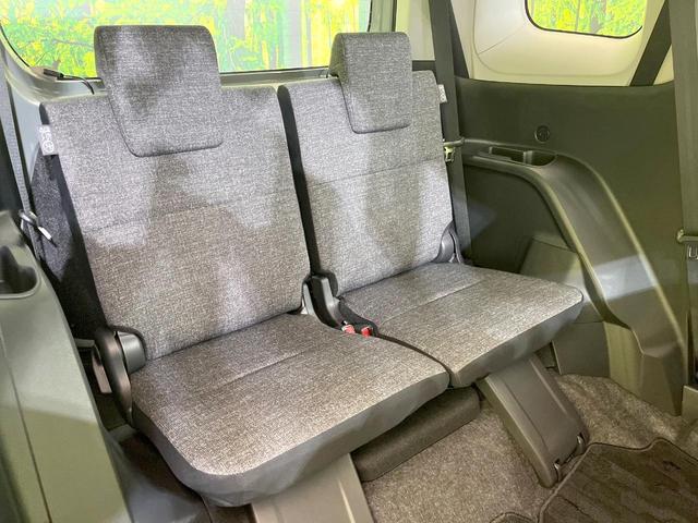 シエンタ ハイブリッドＺ　登録済未使用車　純正１０型ナビ　全周囲カメラ　両側電動ドア　衝突被害軽減システム　レーダークルーズ　スマートキー　ＬＥＤヘッド　ＥＴＣ２．０　オートハイビーム　車線逸脱警報（10枚目）