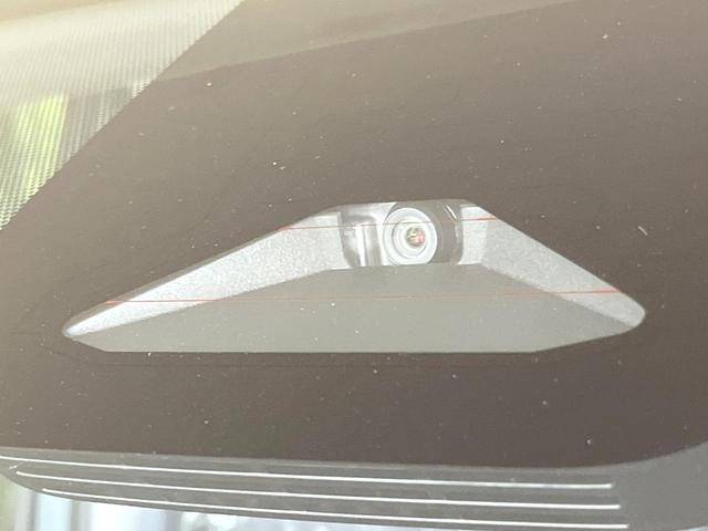 シエンタ ハイブリッドＺ　登録済未使用車　純正１０型ナビ　全周囲カメラ　両側電動ドア　衝突被害軽減システム　レーダークルーズ　スマートキー　ＬＥＤヘッド　ＥＴＣ２．０　オートハイビーム　車線逸脱警報（49枚目）