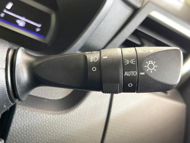 タンク カスタムＧ　純正９型ナビ　両側電動ドア　禁煙車　バックカメラ　衝突被害軽減システム　ドラレコ　スマートキー　ＬＥＤヘッド　ＥＴＣ　クルコン　純正１４インチアルミ　オートハイビーム　車線逸脱警報（36枚目）