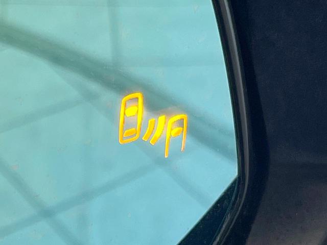 ハリアー Ｚ　モデリスタエアロ　ＪＢＬサウンド　純正１２型ナビ　全周囲カメラ　禁煙車　ブラインドスポットモニター　レザーシート　パワーシート　レーダークルーズ　パワーバックドア　ドラレコ　ＥＴＣ　クリアランスソナー（7枚目）