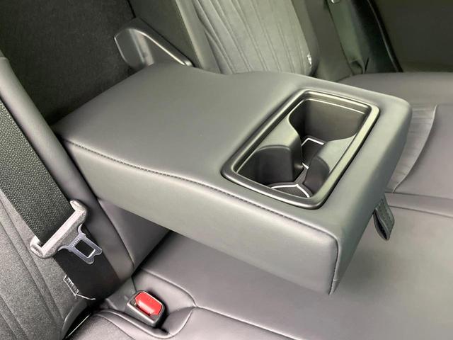 ハリアー Ｚ　モデリスタエアロ　ＪＢＬサウンド　純正１２型ナビ　全周囲カメラ　禁煙車　ブラインドスポットモニター　レザーシート　パワーシート　レーダークルーズ　パワーバックドア　ドラレコ　ＥＴＣ　クリアランスソナー（60枚目）