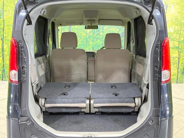 スペーシア Ｘ　ＳＤナビ　パワースライドドア　禁煙車　スマートキー　オートエアコン　アイドリングストップ　ＣＤ／ＤＶＤ再生　ドアバイザー　ＴＶ　ロールシェード　盗難防止システム　電動格納ミラー　ベンチシート（10枚目）