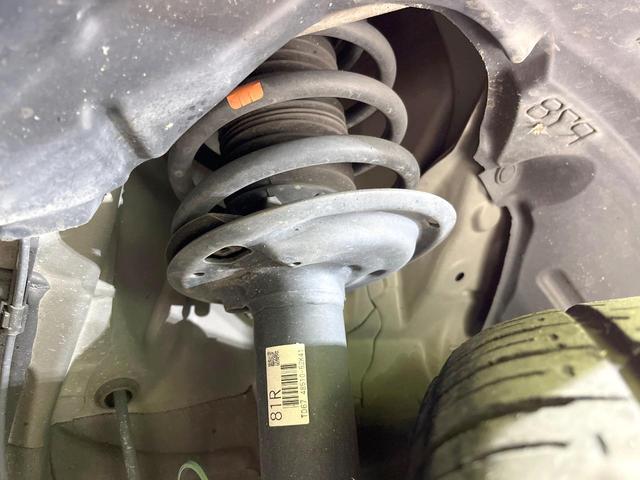 シエンタ G 純正ナビ 禁煙車 7人乗 両側電動スライド セーフティセンス バックカメラ ETC ドライブレコーダー LEDヘッドライト スマートキー オートライト オートエアコン プライバシーガラス(21枚目)