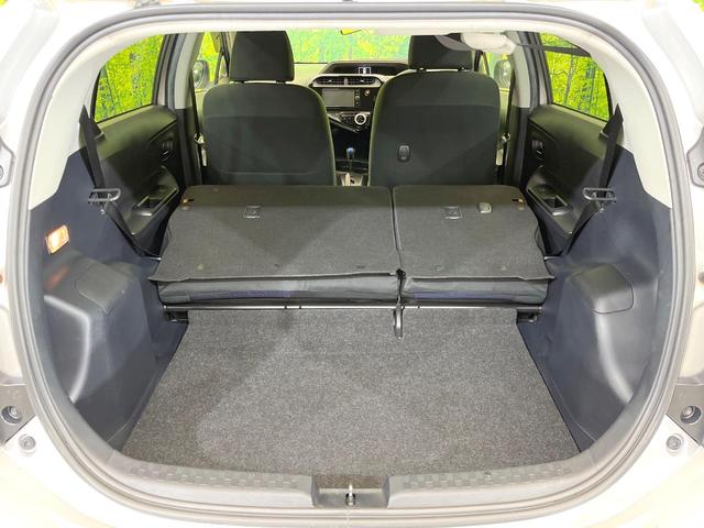 アクア Ｓ　純正ＳＤナビ　トヨタセーフティセンス　禁煙車　バックカメラ　ビルトインＥＴＣ　スマートキー　オートライト　オートエアオン　車線逸脱警報　電動格納ミラー　Ｂｌｕｅｔｏｏｔｈ　フルセグ　ＣＤ／ＤＶＤ再生（10枚目）