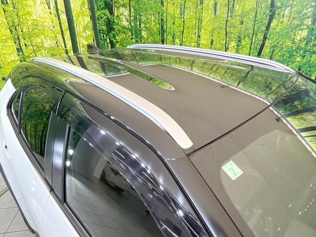 ヤリスクロス ハイブリッドZ アドベンチャー 純正8型ディスプレイオーディオ ルーフレール 全周囲カメラ デジタルインナーミラー 禁煙車 ブラインドスポットモニター ステアリングヒーター 前席シートヒーター ETC2.0 ドラレコ パワーシート(7枚目)