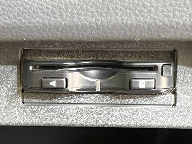 モコ Ｘ　ＳＤナビ　バックカメラ　禁煙車　スマートキー　ビルトインＥＴＣ　オートエアコン　ＣＤ　ＤＶＤ再生　ヘッドライトレベライザー　パワーウィンドウ　電動格納ミラー（6枚目）